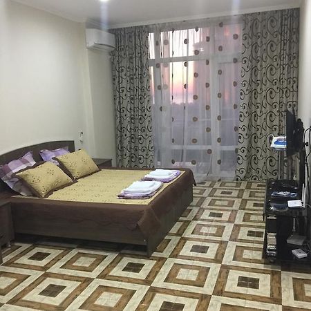 Apartment Pshavela 16 巴统 外观 照片
